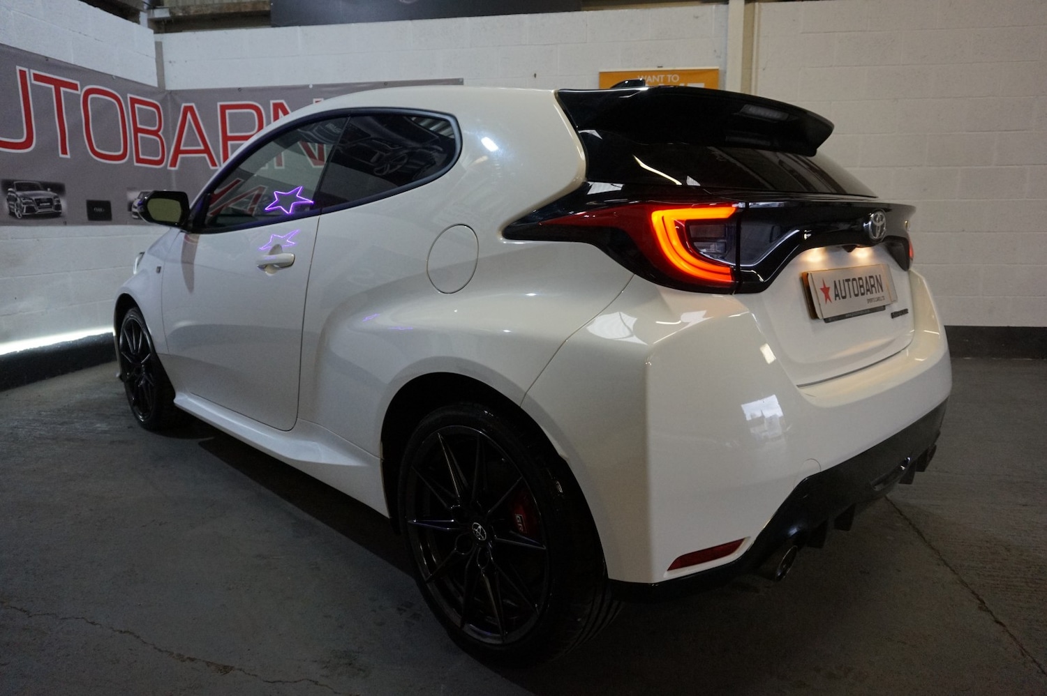 Used Toyota Yaris 2021 for sale - 77743521: Photo 30