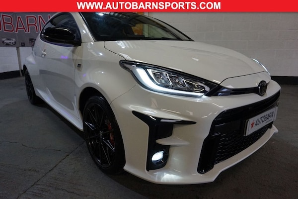 Used Toyota Yaris 2021 for sale - 74091852: Photo 1