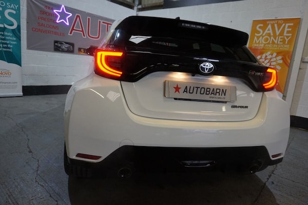 Used Toyota Yaris 2021 for sale - 74091852: Photo 26