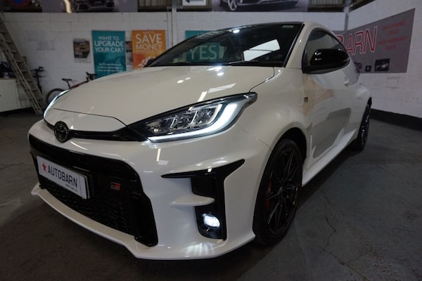 Used Toyota Yaris 2021 for sale - 74091852: Photo 8