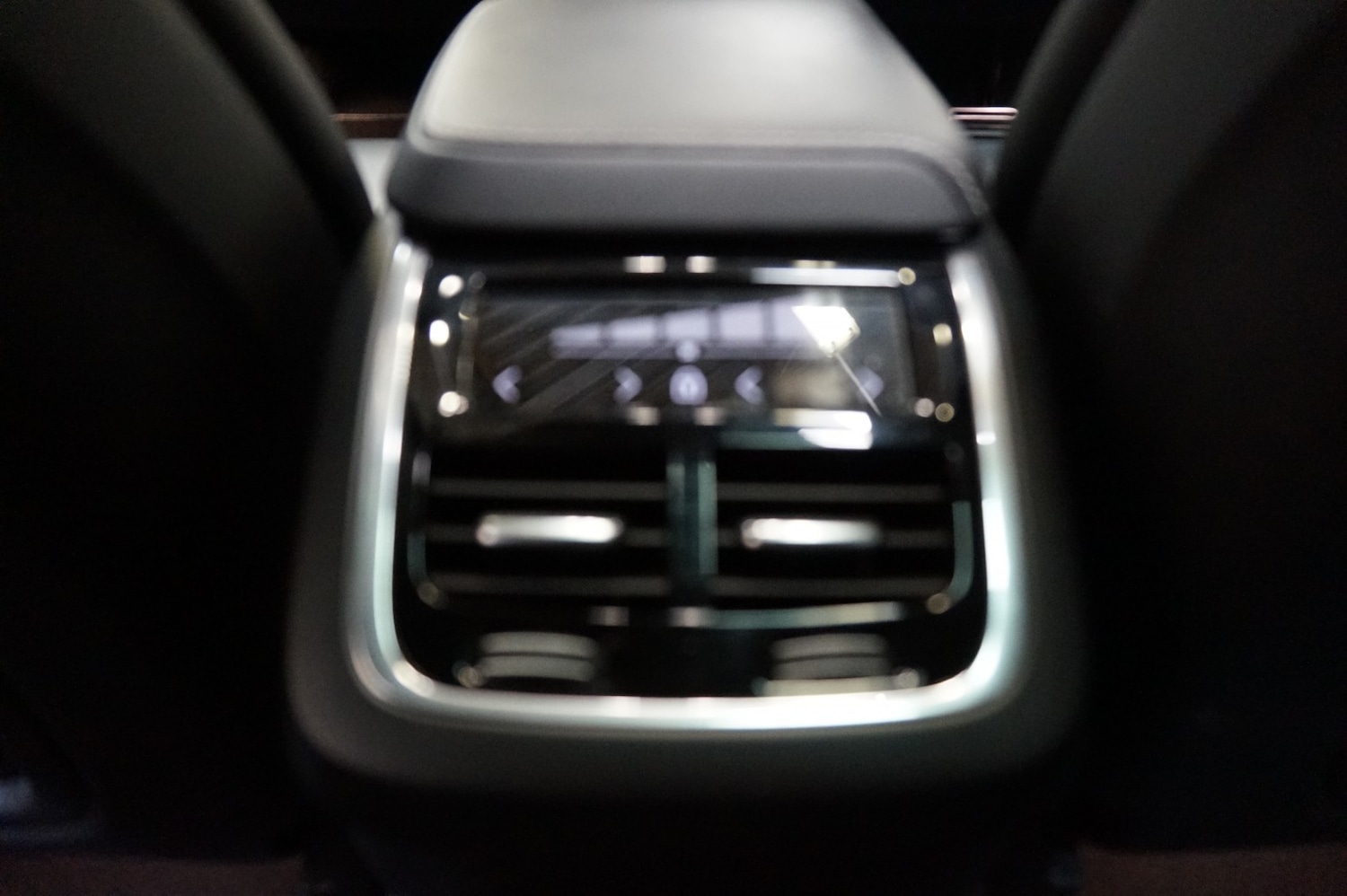 Used Volvo XC60 2022 for sale - 77743516: Photo 23