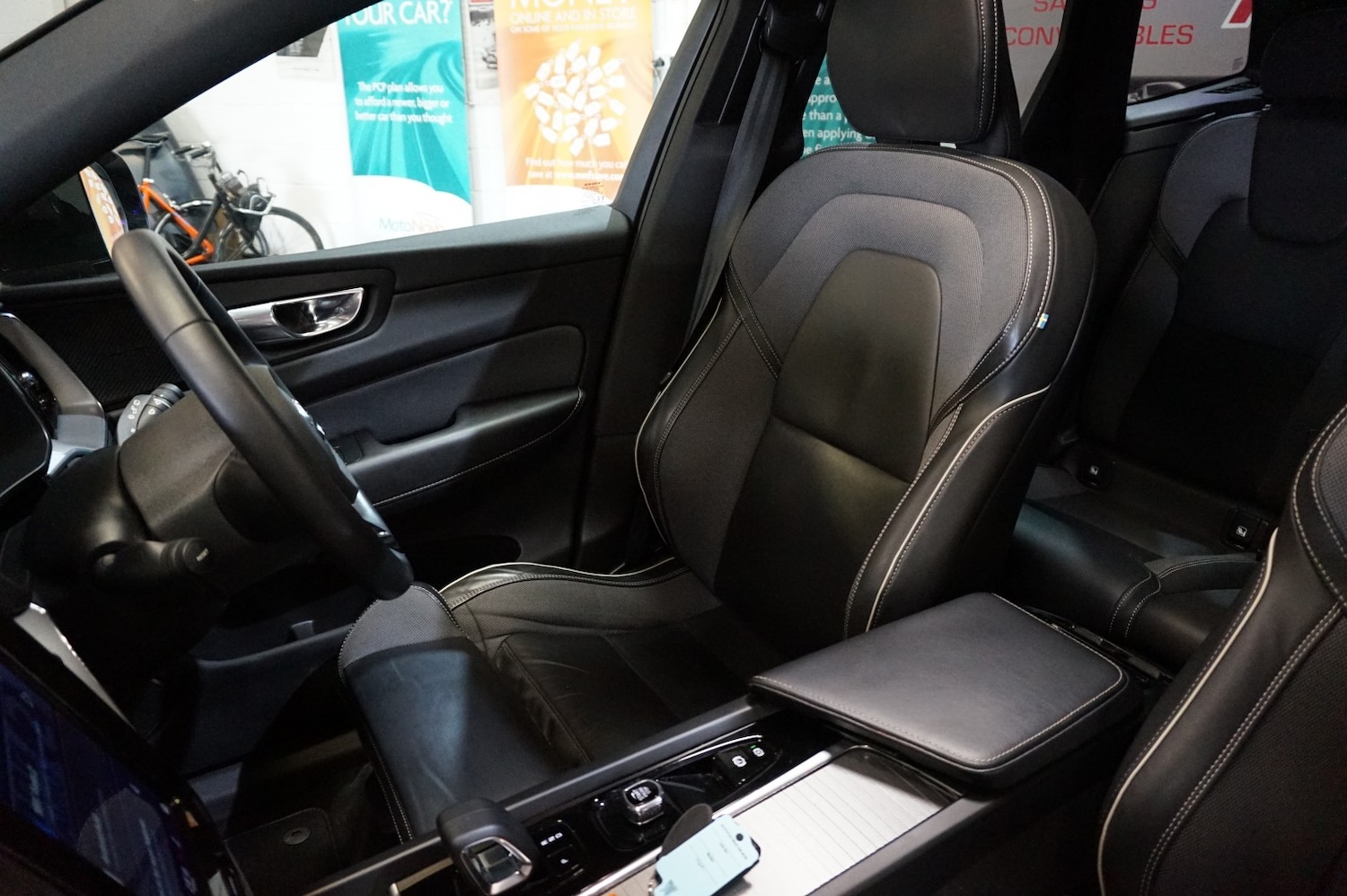 Used Volvo XC60 2022 for sale - 77743516: Photo 25