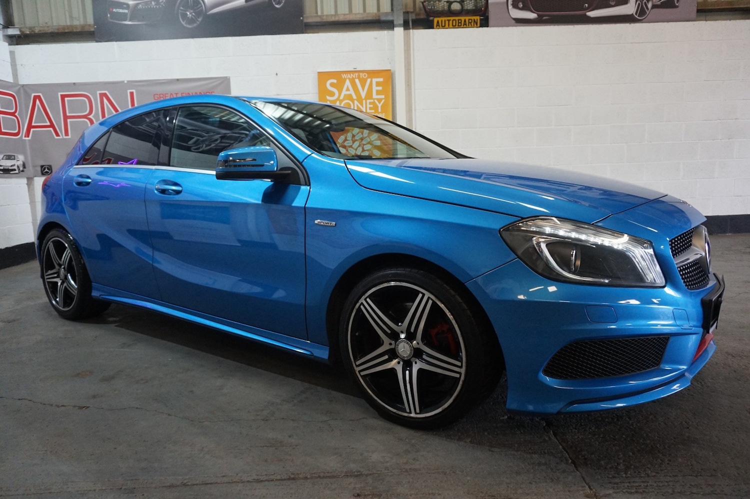 Used Mercedes-Benz A-Class 2014 for sale - 77743519: Photo 3