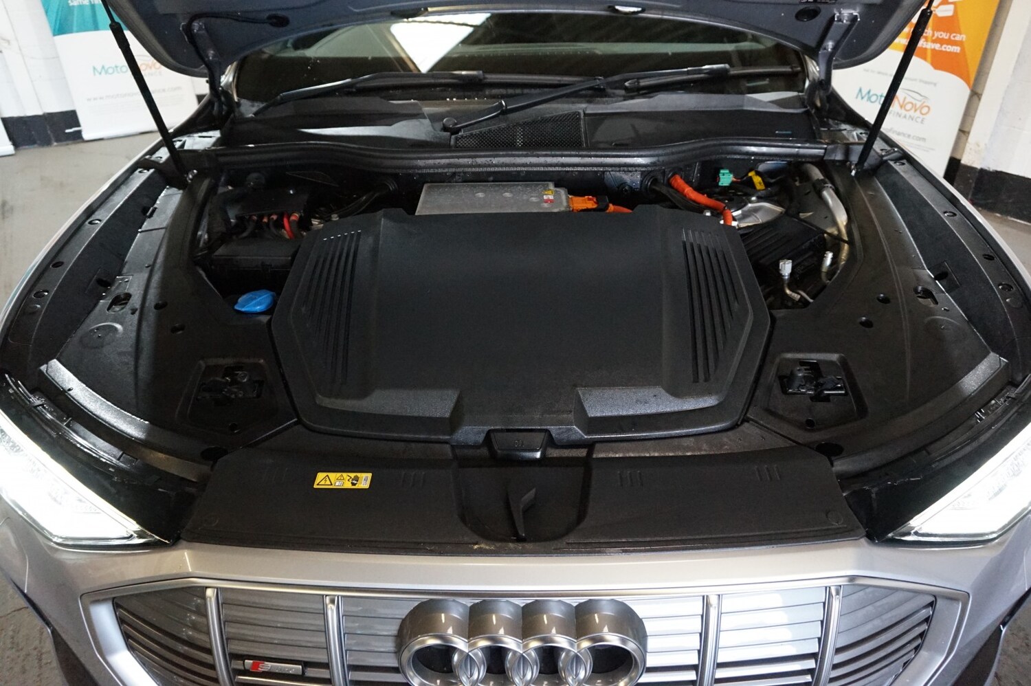 Used Audi e-tron 2020 for sale - 77743517: Photo 44