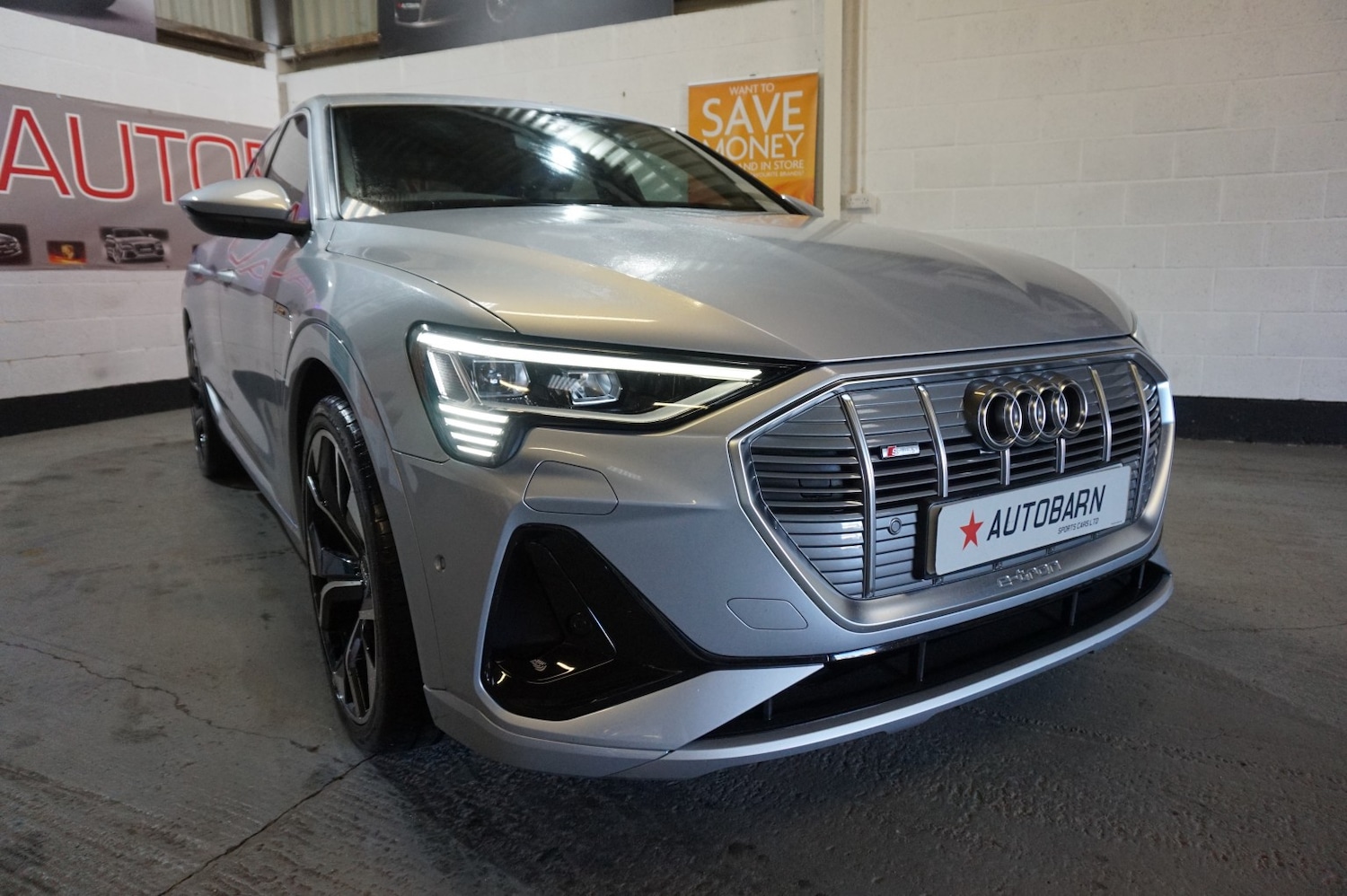 Used Audi e-tron 2020 for sale - 77743517: Photo 5