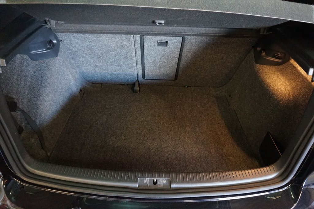 Used Volkswagen Golf 2011 for sale - 76783755: Photo 34