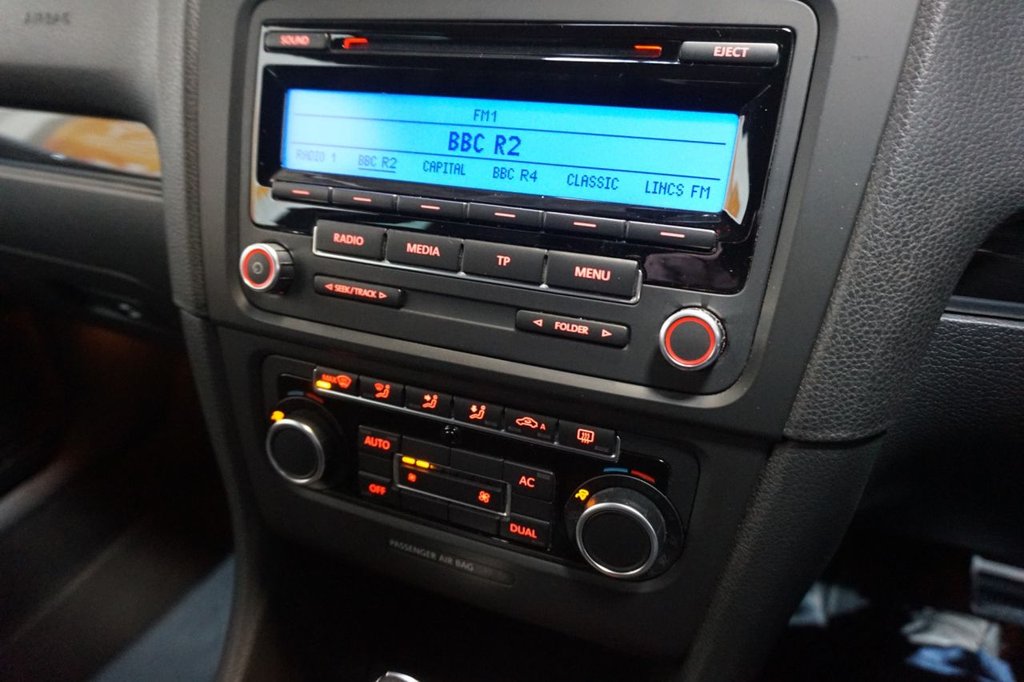 Used Volkswagen Golf 2011 for sale - 76783755: Photo 9