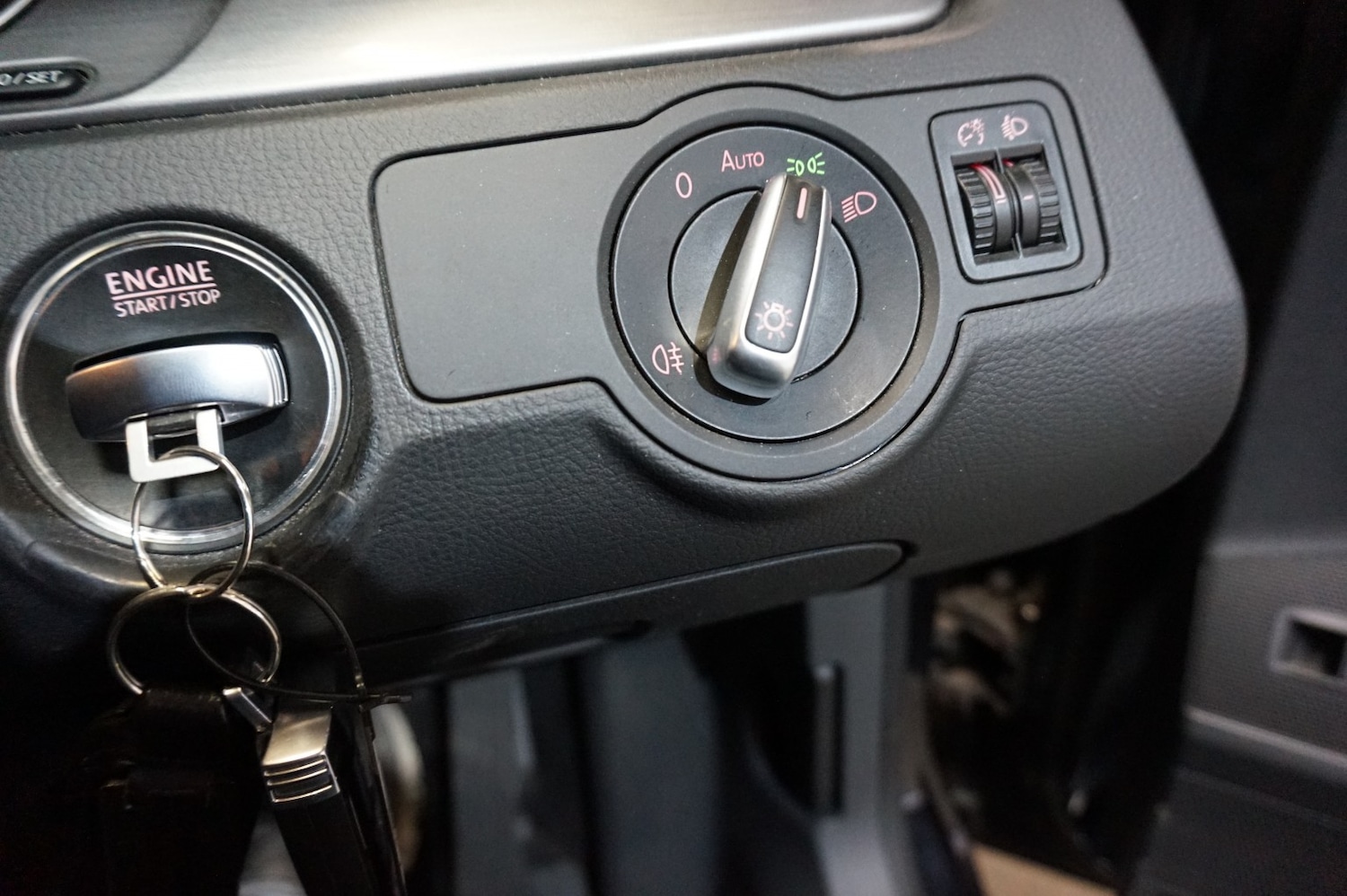 Used Volkswagen Passat 2011 for sale - 77991798: Photo 13