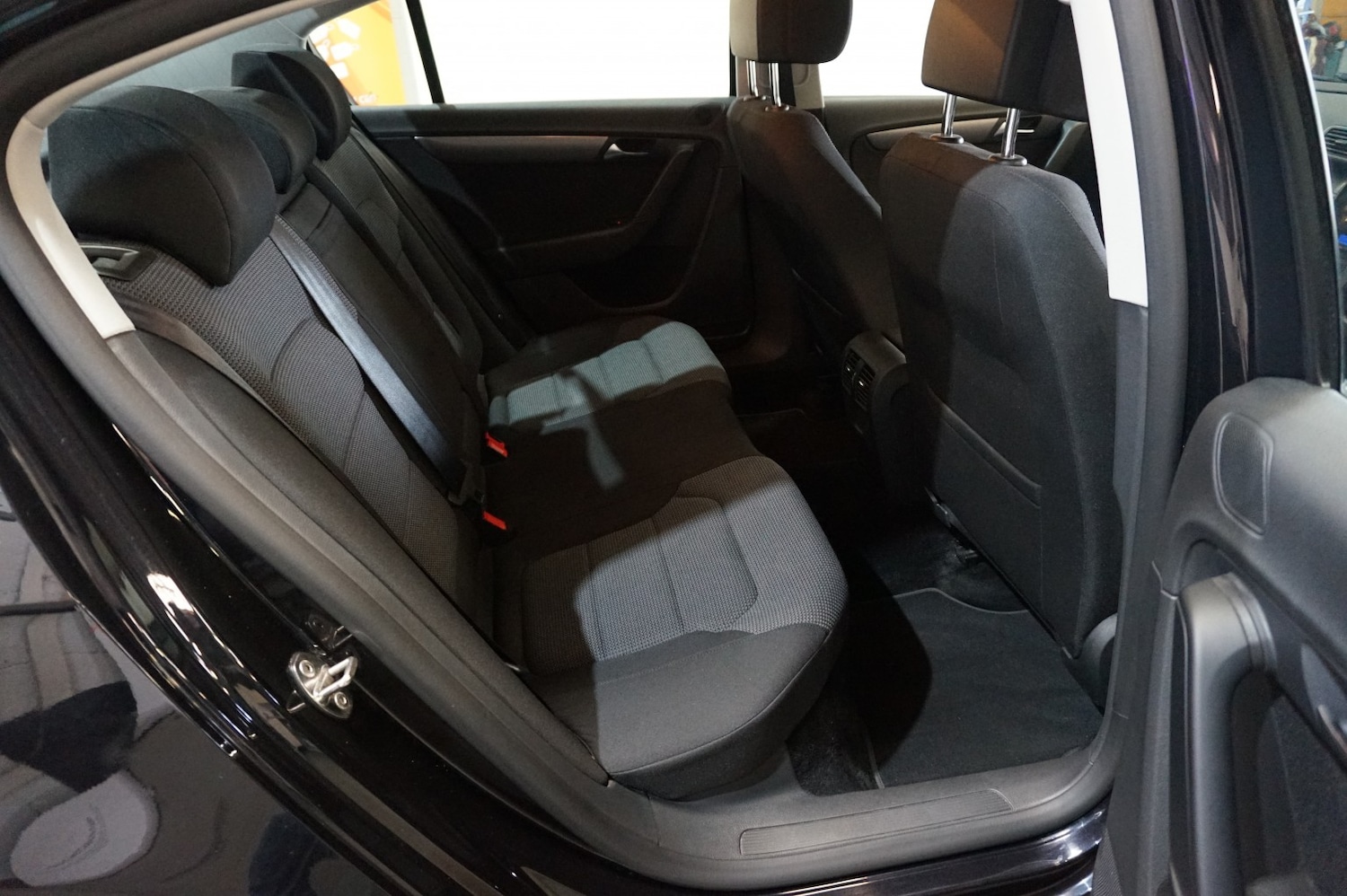 Used Volkswagen Passat 2011 for sale - 77991798: Photo 17