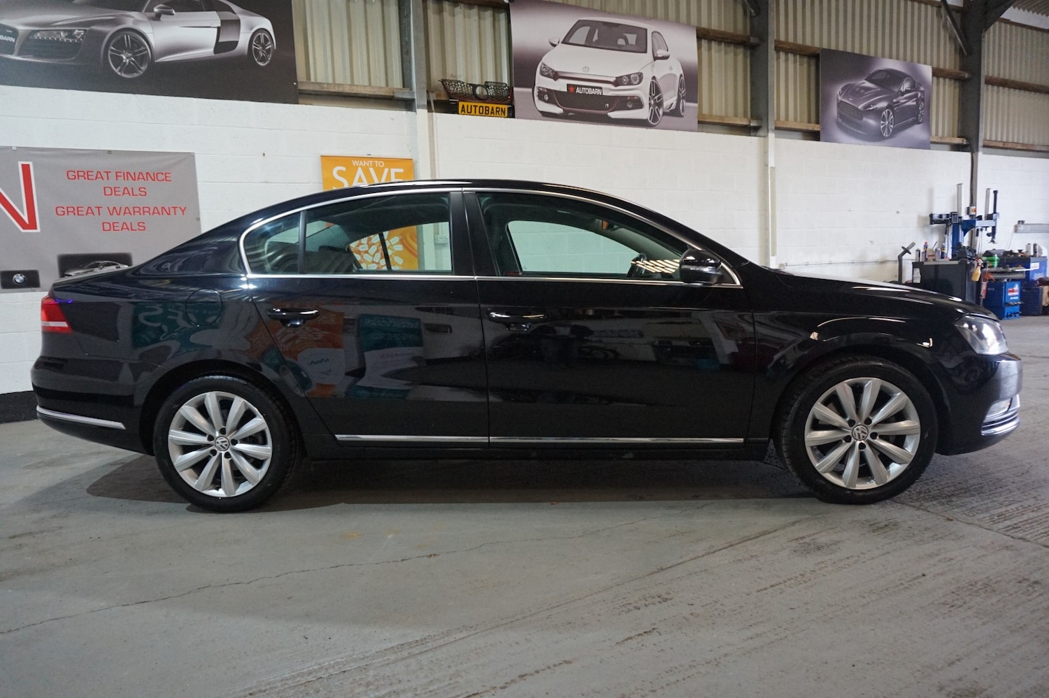 Used Volkswagen Passat 2011 for sale - 77991798: Photo 2