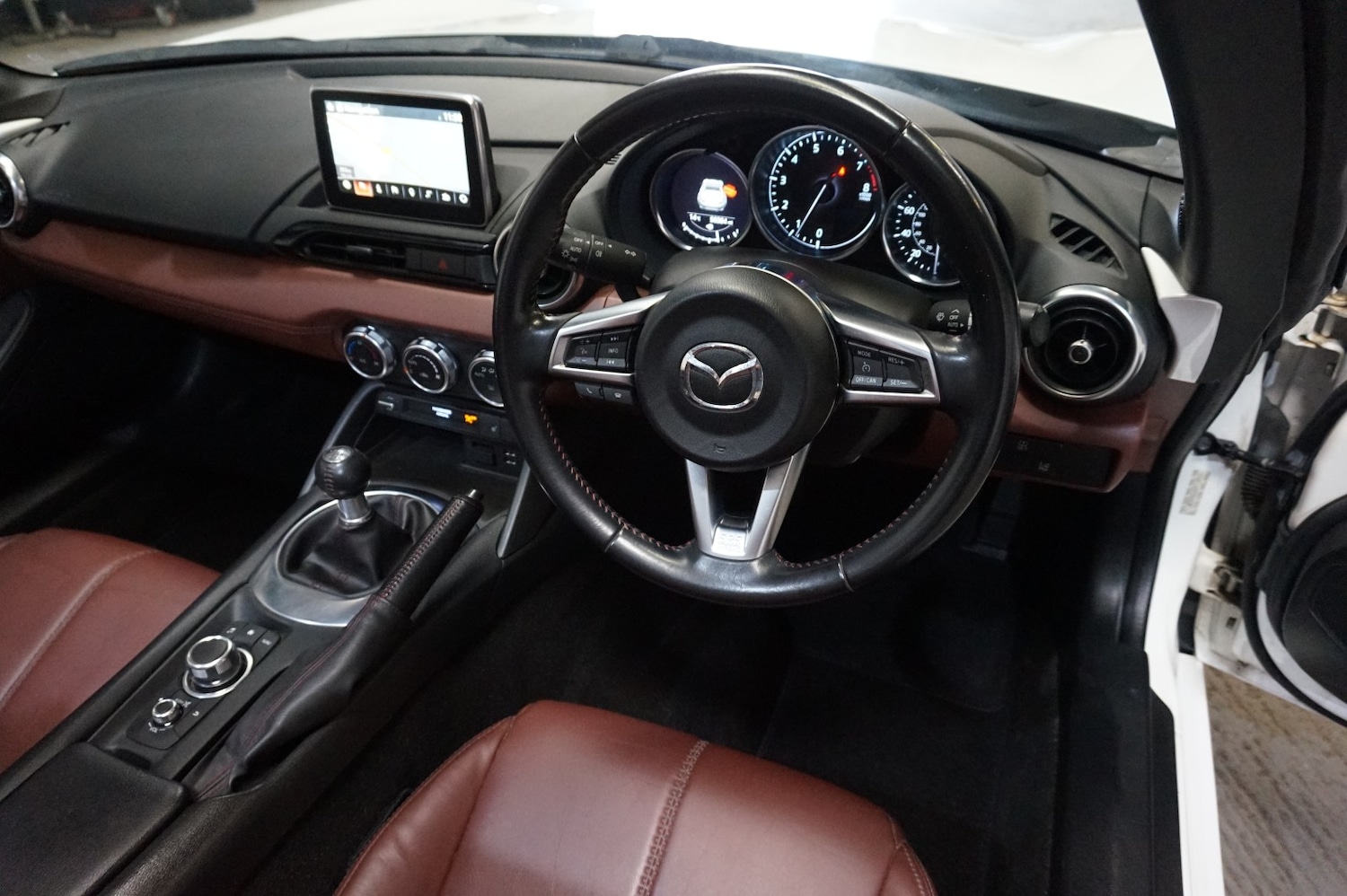 Used Mazda MX-5 2018 for sale - 78125157: Photo 11