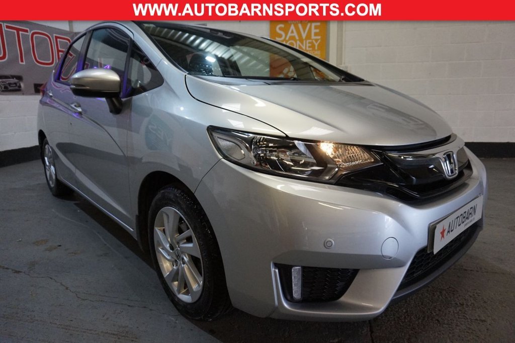 Used Honda Jazz 2017 for sale - 76010238: Photo 1