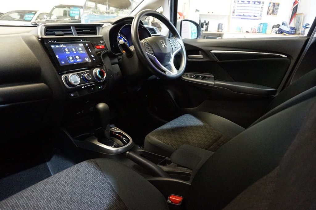 Used Honda Jazz 2017 for sale - 76010238: Photo 22