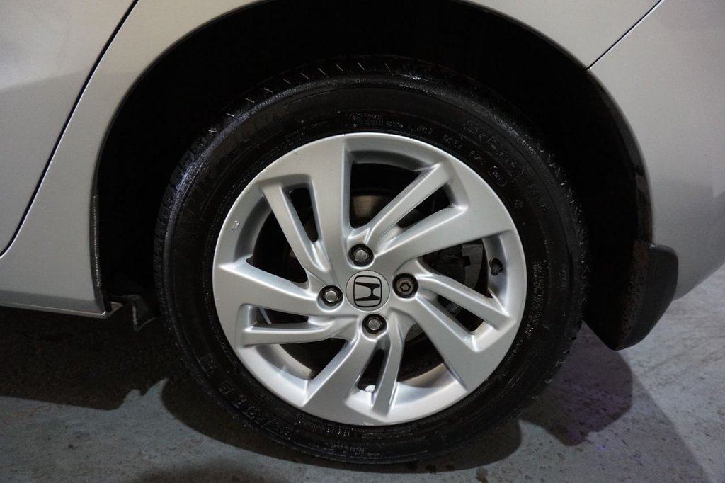 Used Honda Jazz 2017 for sale - 76010238: Photo 30