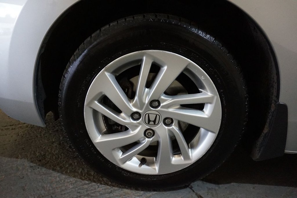 Used Honda Jazz 2017 for sale - 76010238: Photo 31