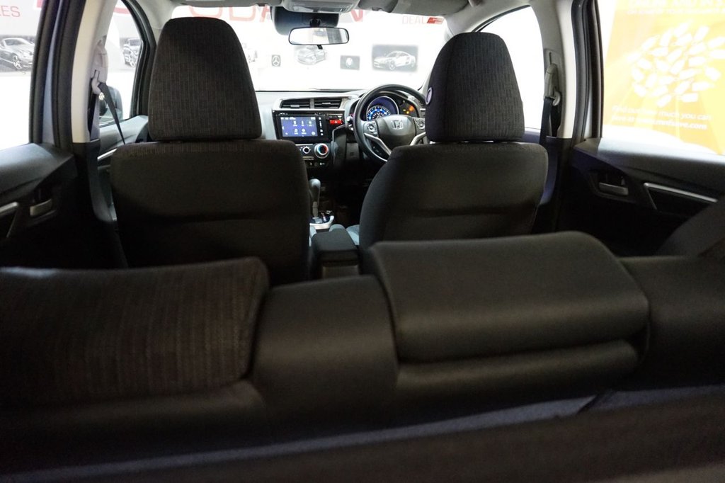 Used Honda Jazz 2017 for sale - 76010238: Photo 37