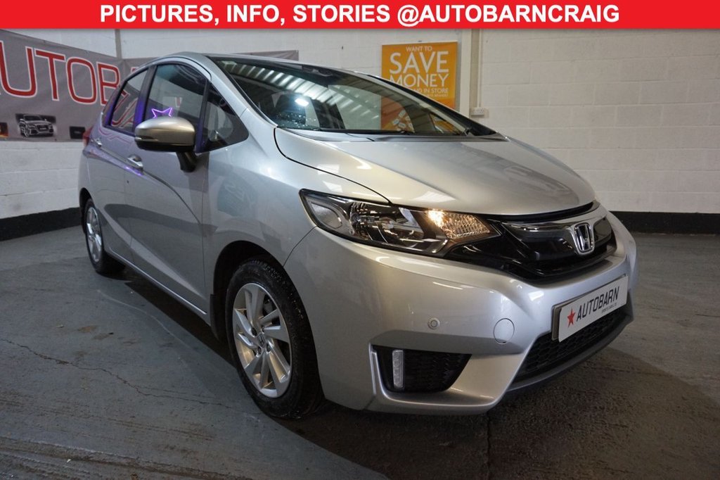 Used Honda Jazz 2017 for sale - 76010238: Photo 4