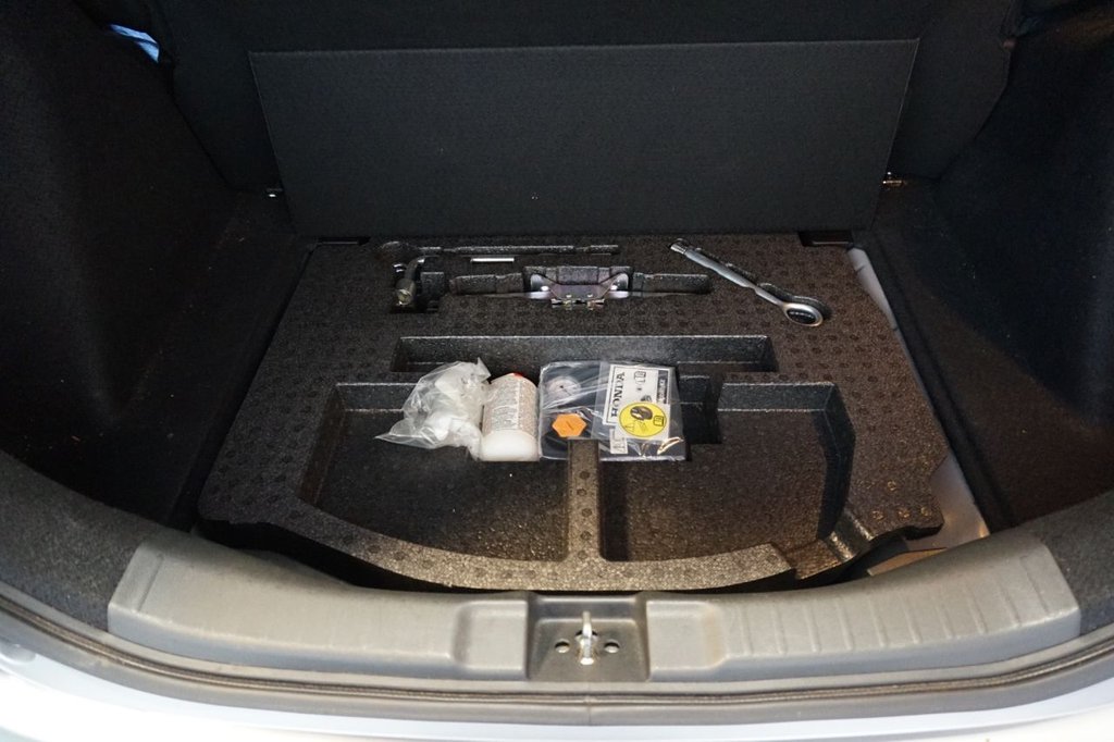 Used Honda Jazz 2017 for sale - 76010238: Photo 44