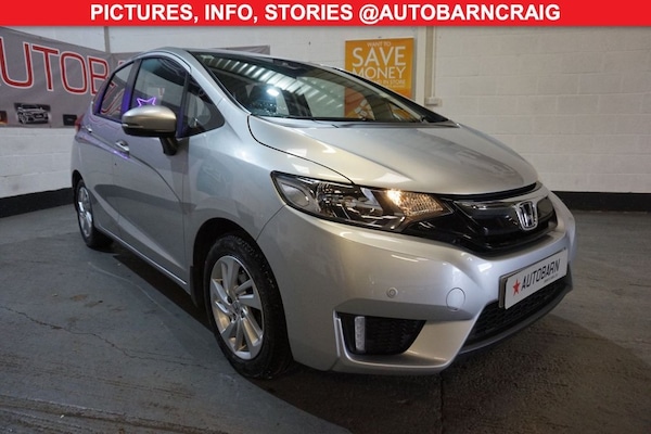 Used Honda Jazz 2017 for sale - 76010238: Photo 4