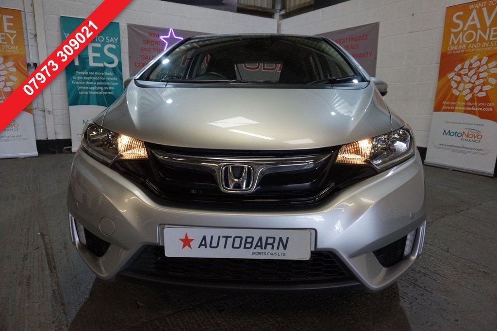 Used Honda Jazz 2017 for sale - 76010238: Photo 6