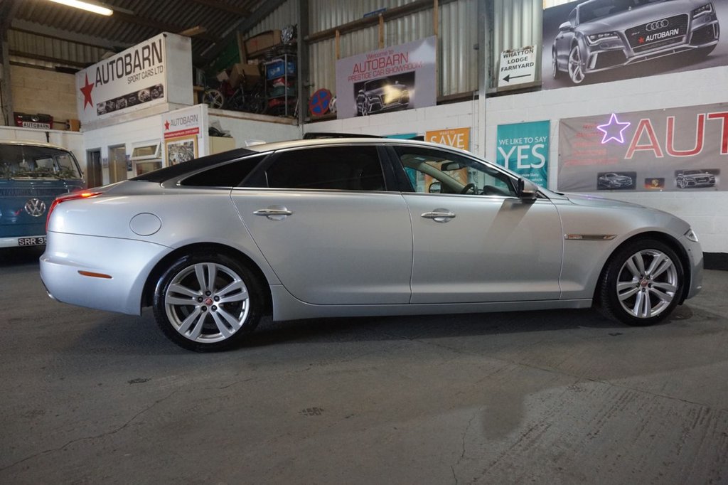 Used Jaguar XJ 2017 for sale - 77161879: Photo 26