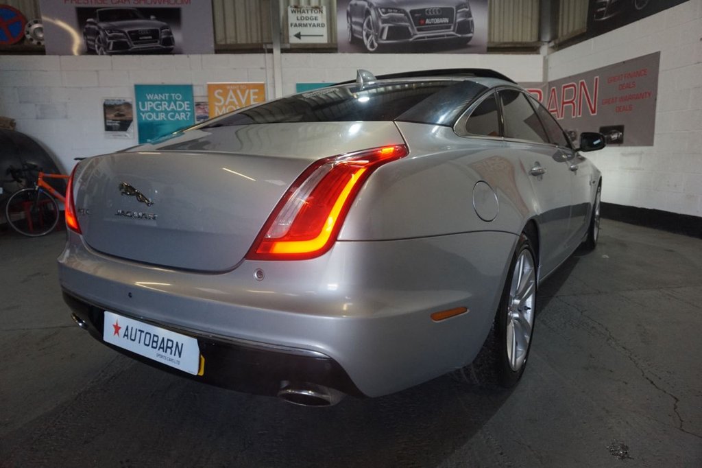 Used Jaguar XJ 2017 for sale - 77161879: Photo 28