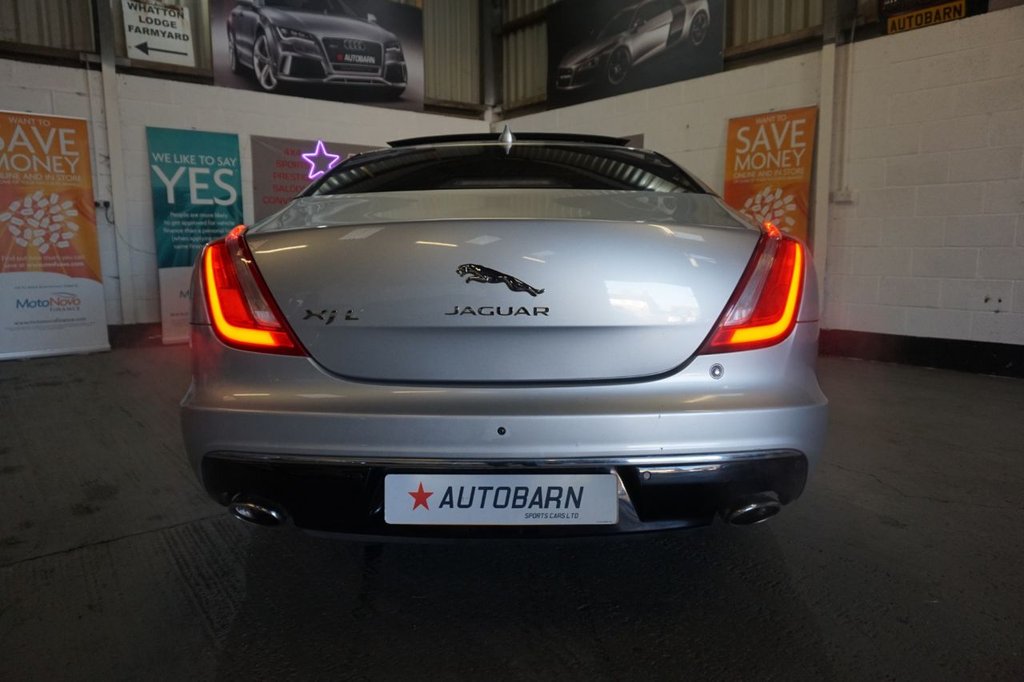 Used Jaguar XJ 2017 for sale - 77161879: Photo 29
