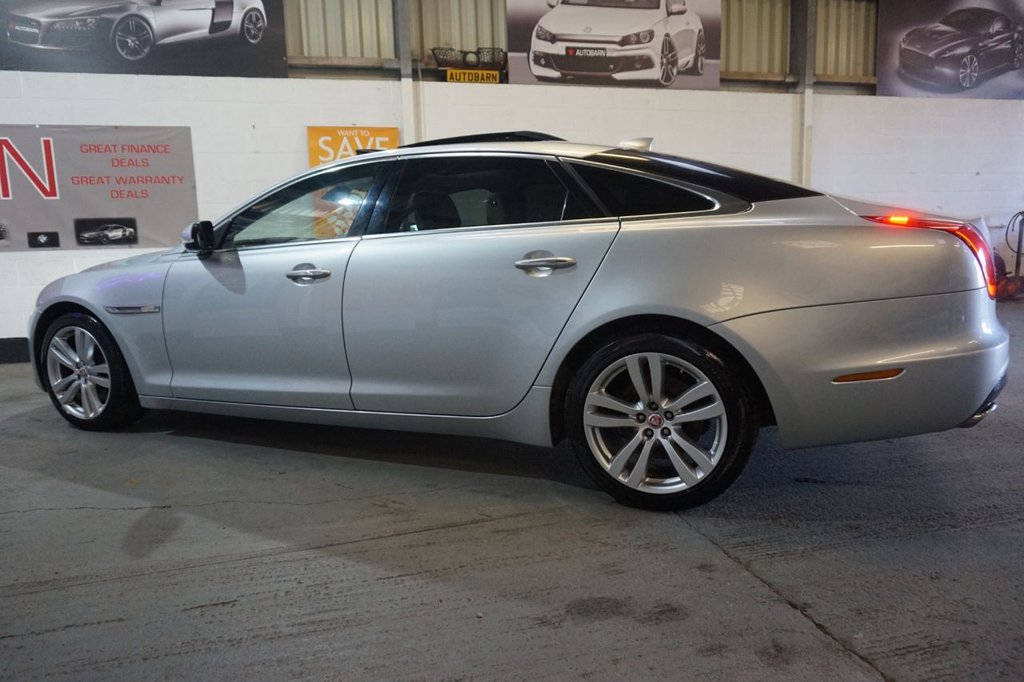 Used Jaguar XJ 2017 for sale - 77161879: Photo 31