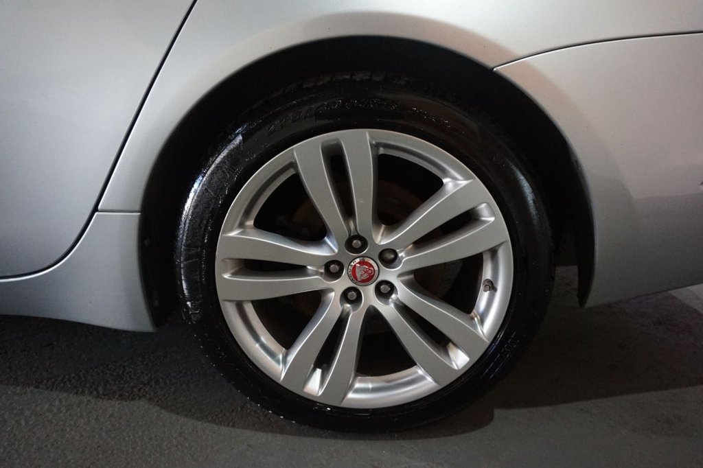 Used Jaguar XJ 2017 for sale - 77161879: Photo 33