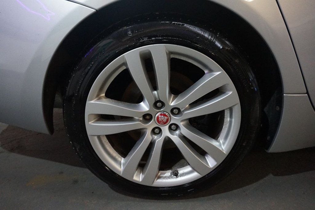 Used Jaguar XJ 2017 for sale - 77161879: Photo 36