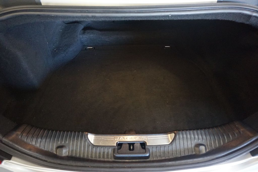 Used Jaguar XJ 2017 for sale - 77161879: Photo 45