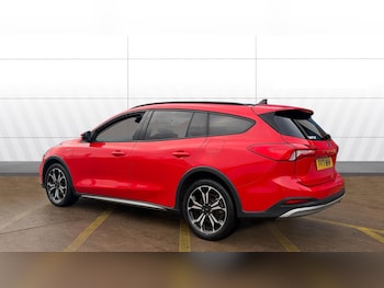 Used Ford Focus 2022 for sale - 76958454: Photo