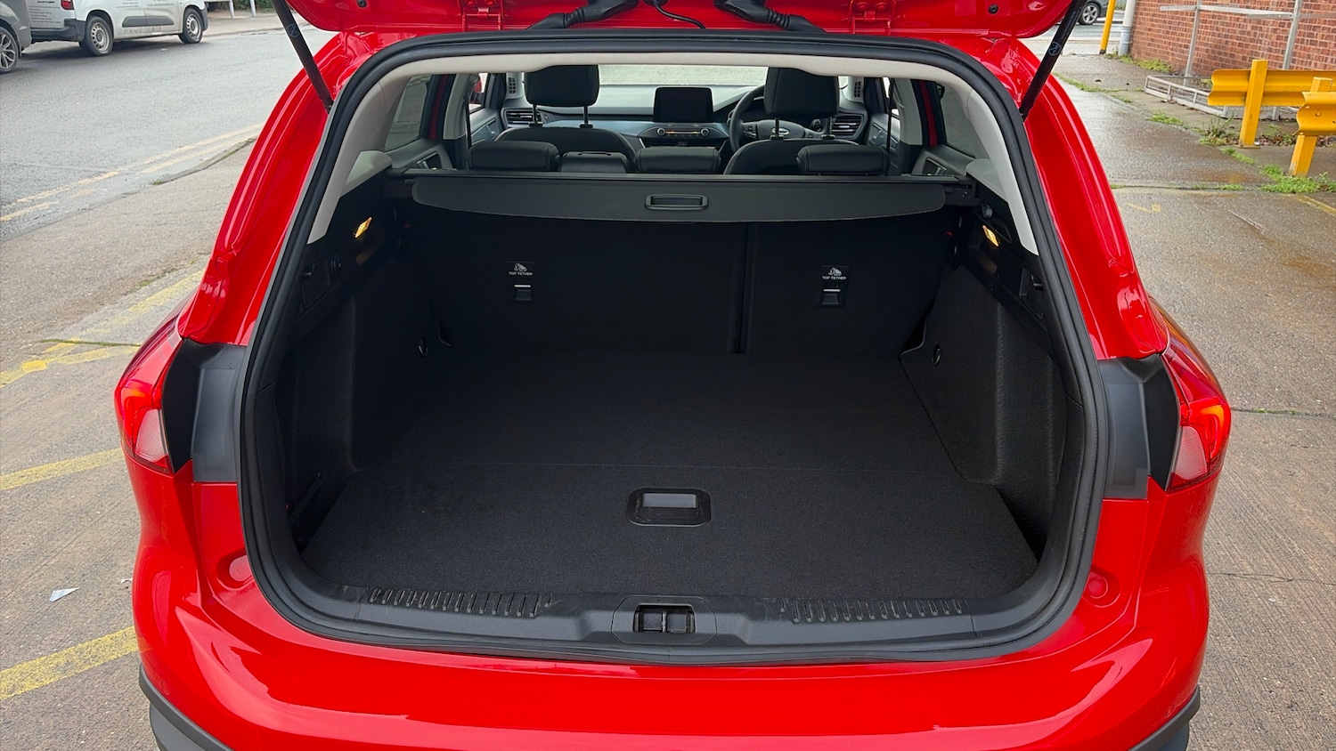 Used Ford Focus 2022 for sale - 76958454: Photo 4