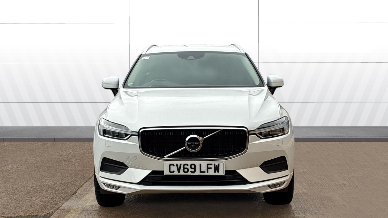 Used Volvo XC60 2020 for sale - 76366881: Photo 3