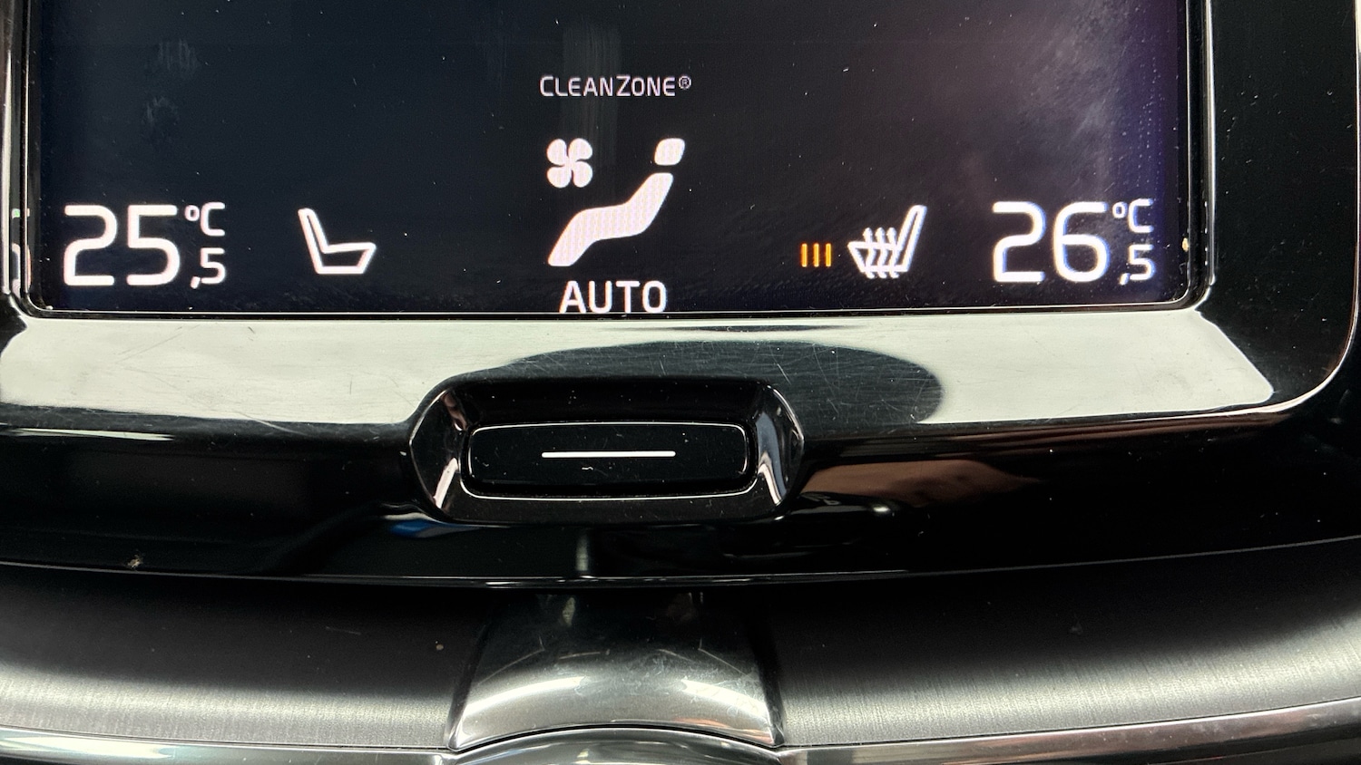 Used Volvo XC60 2020 for sale - 76366881: Photo 31