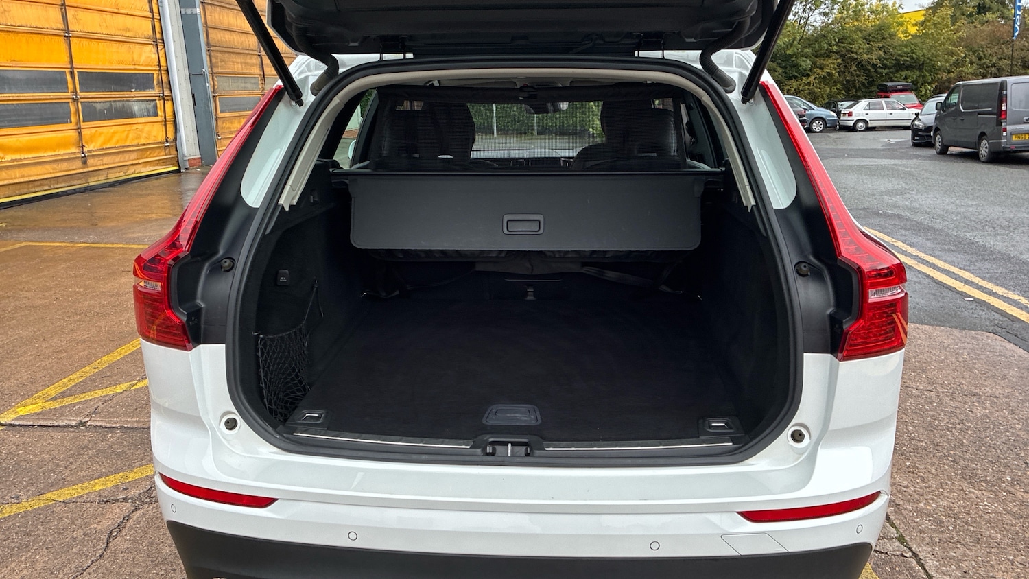 Used Volvo XC60 2020 for sale - 76366881: Photo 4