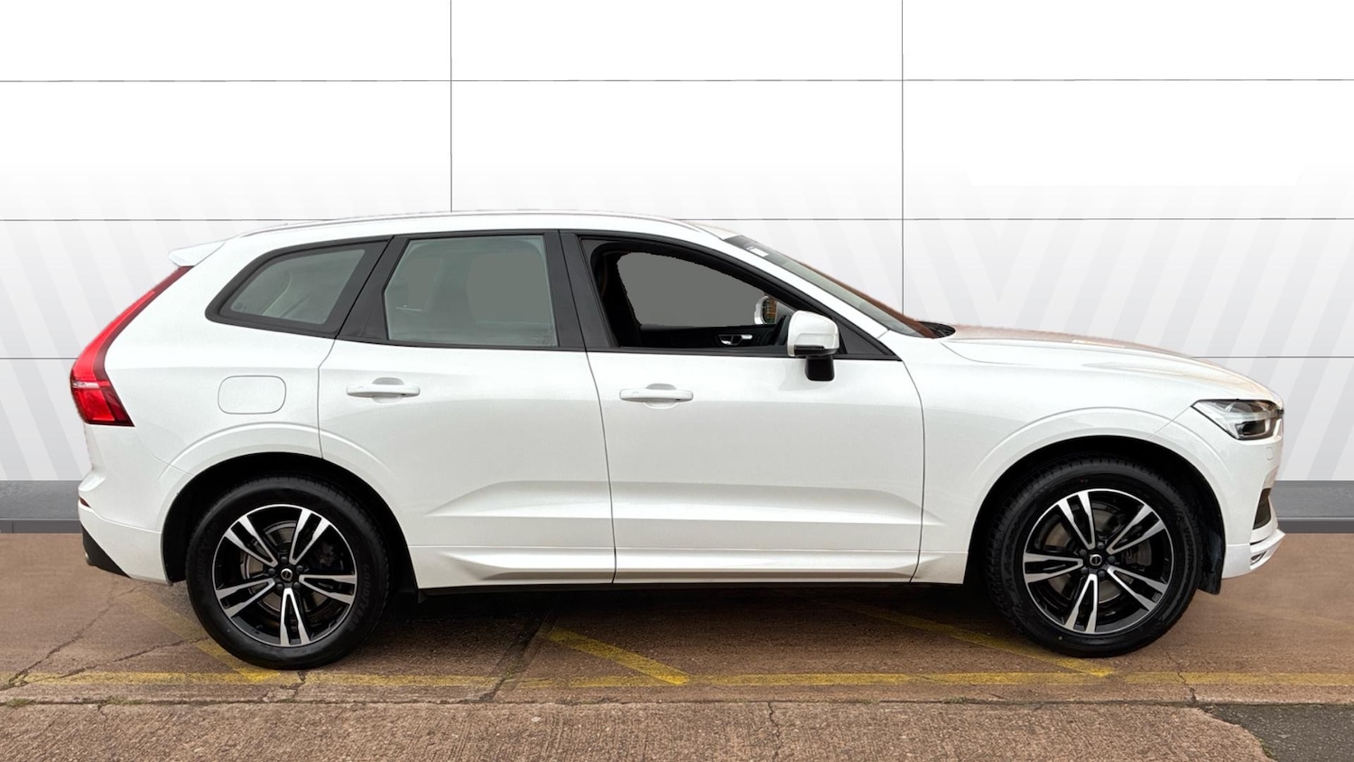 Used Volvo XC60 2020 for sale - 76366881: Photo 5