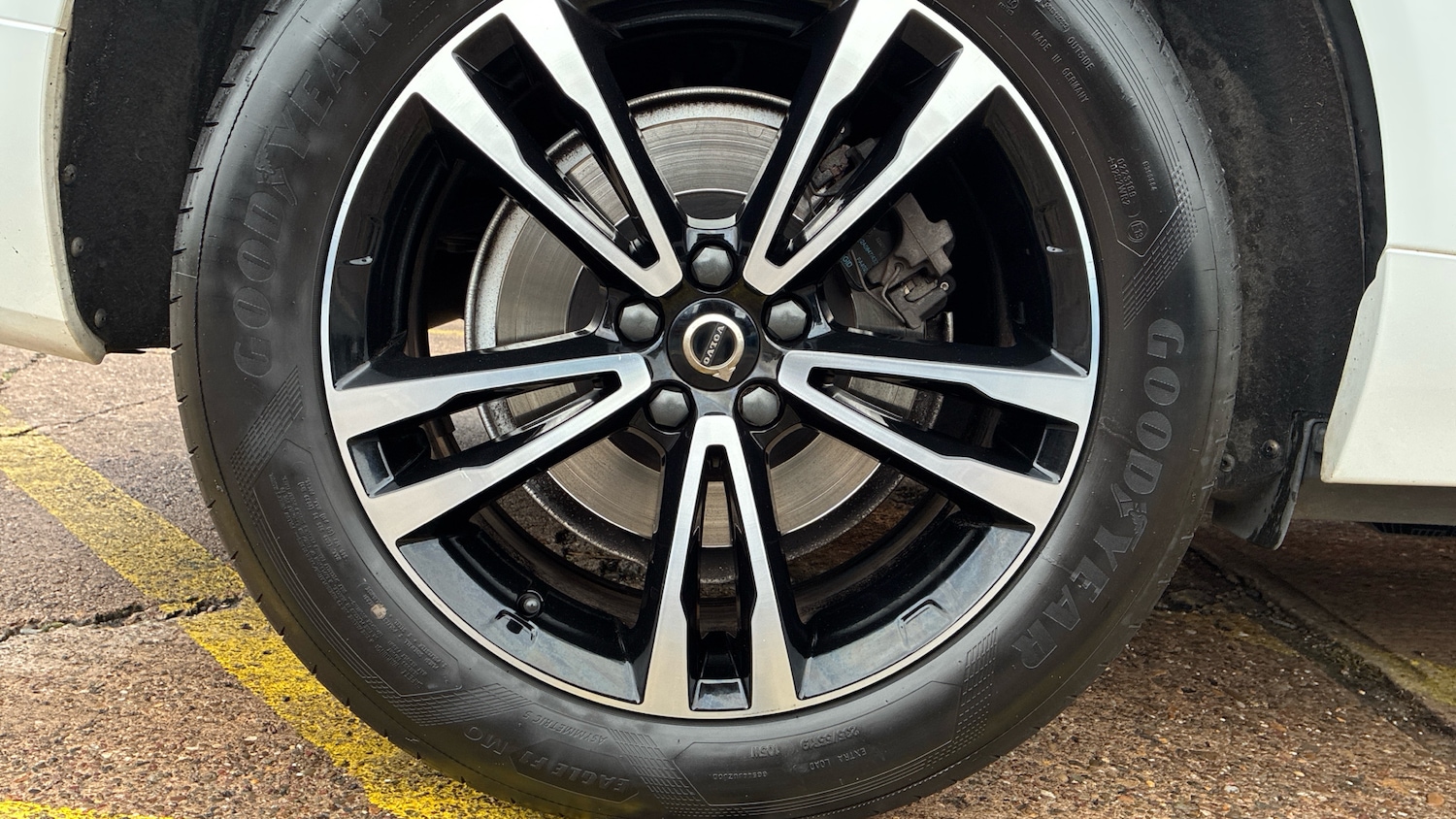 Used Volvo XC60 2020 for sale - 76366881: Photo 7