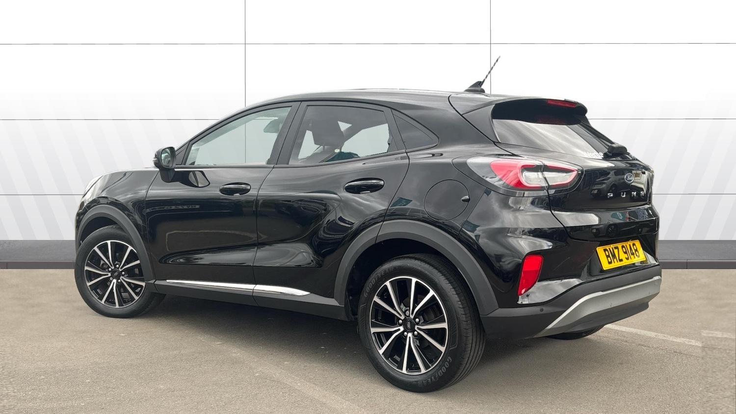 Used Ford Puma 2023 for sale - 78010943: Photo 2