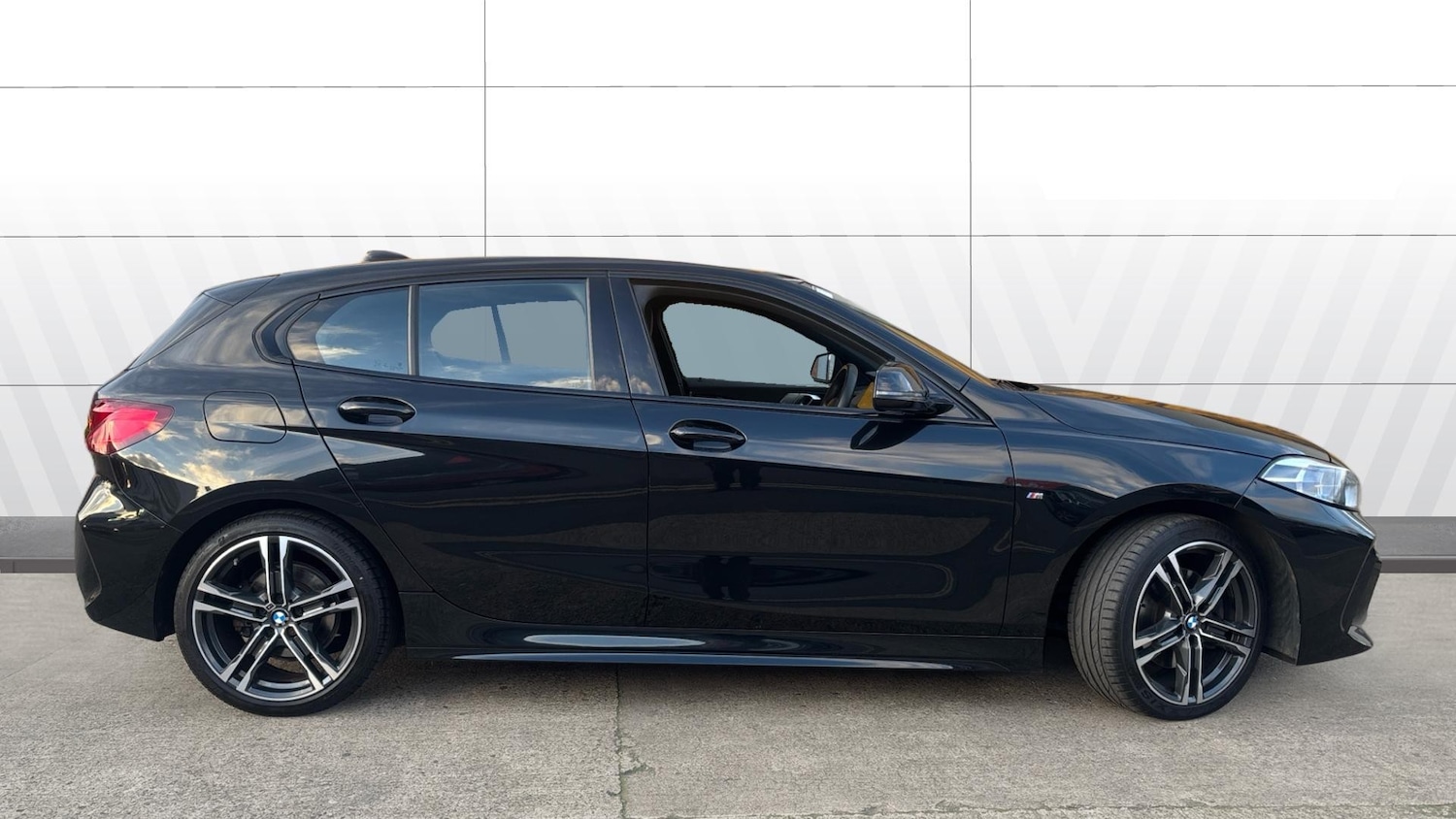 Used BMW 1 Series 2022 for sale - 77046180: Photo 5