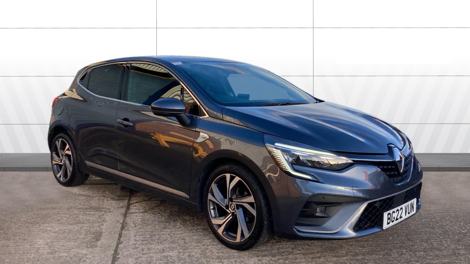 Used Renault Clio 2022 for sale - 76777945: Photo 1