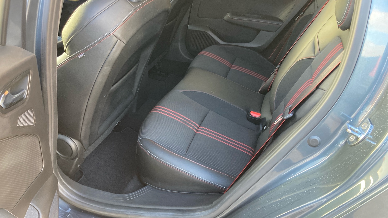 Used Renault Clio 2022 for sale - 76777945: Photo 16