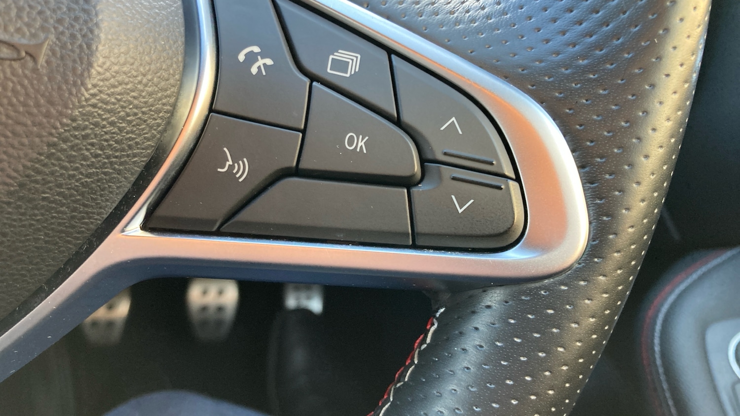 Used Renault Clio 2022 for sale - 76777945: Photo 29