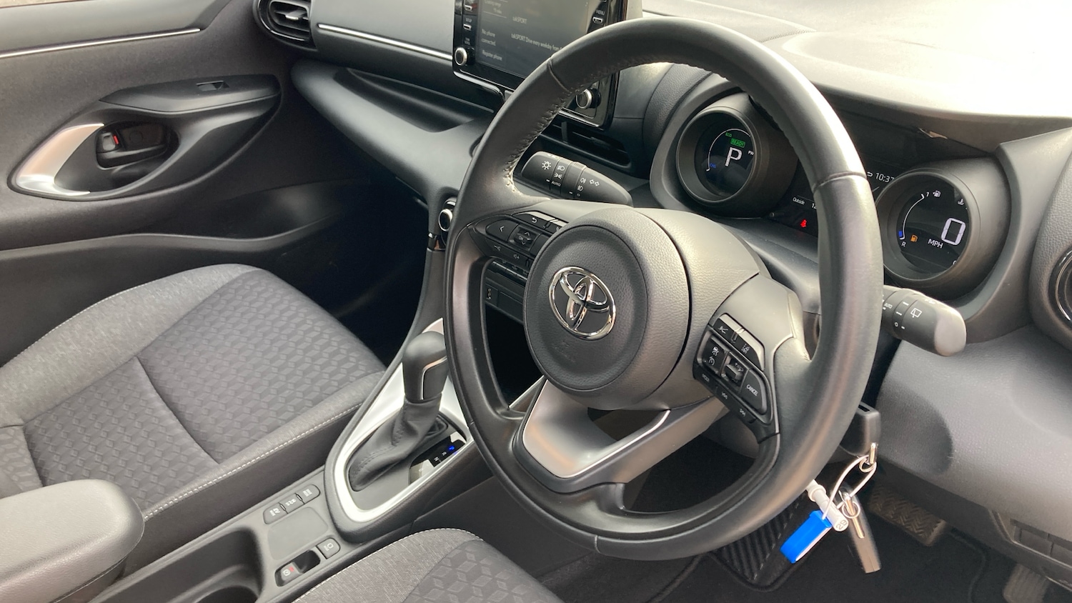 Used Toyota Yaris 2023 for sale - 76392236: Photo 11