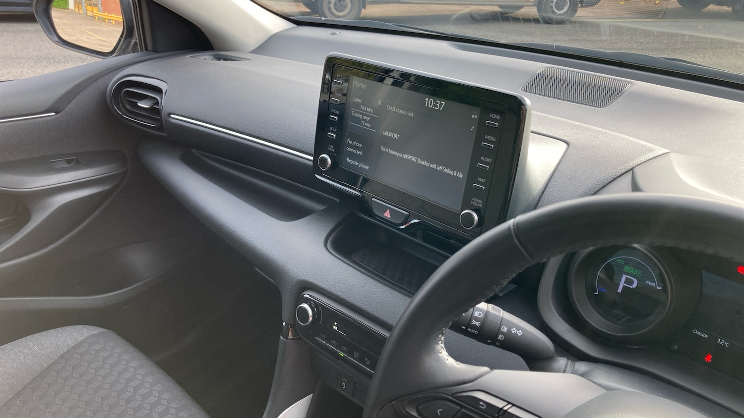 Used Toyota Yaris 2023 for sale - 76392236: Photo 14