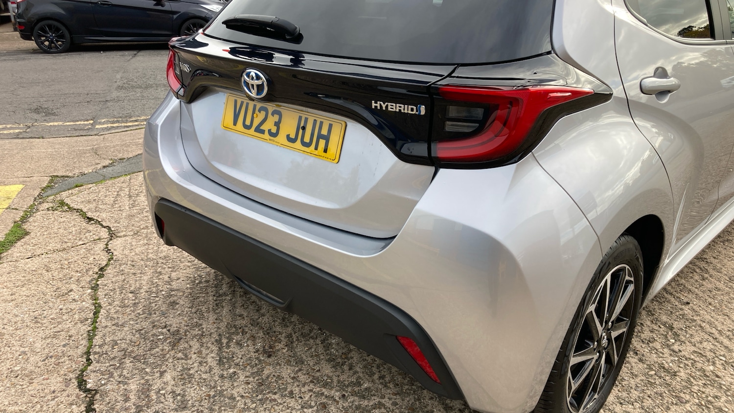 Used Toyota Yaris 2023 for sale - 76392236: Photo 23