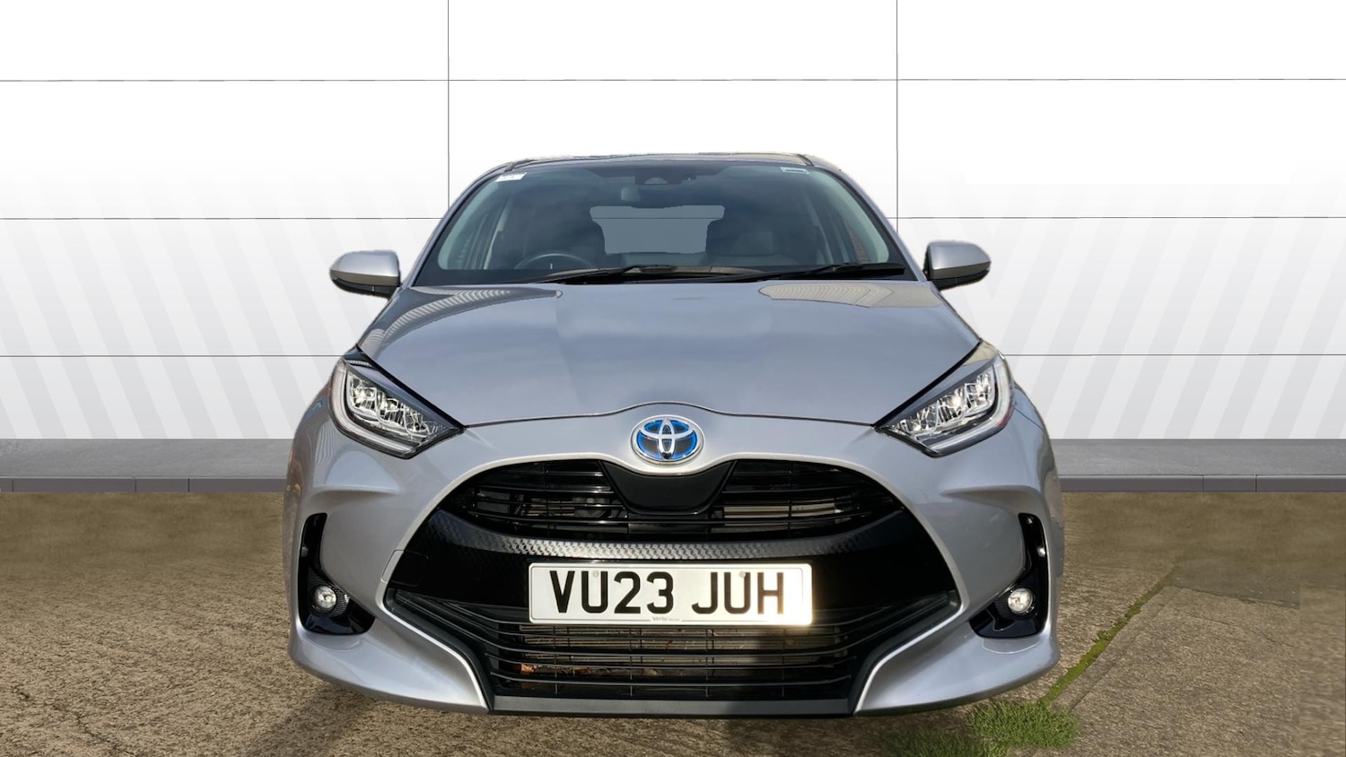 Used Toyota Yaris 2023 for sale - 76392236: Photo 3