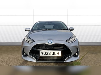 Used Toyota Yaris 2023 for sale - 76392236: Photo