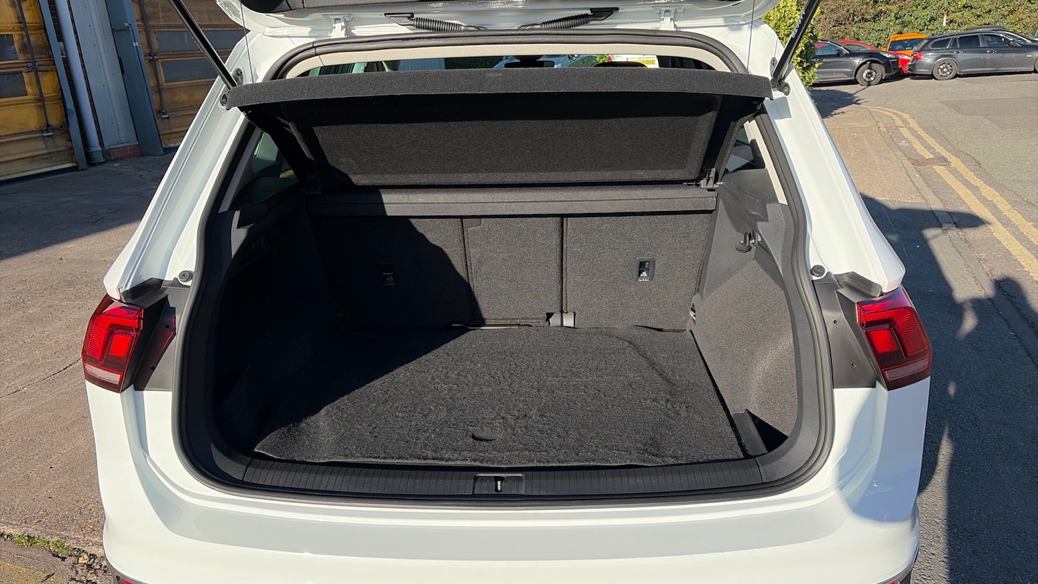 Used Volkswagen Tiguan 2022 for sale - 76687072: Photo 4