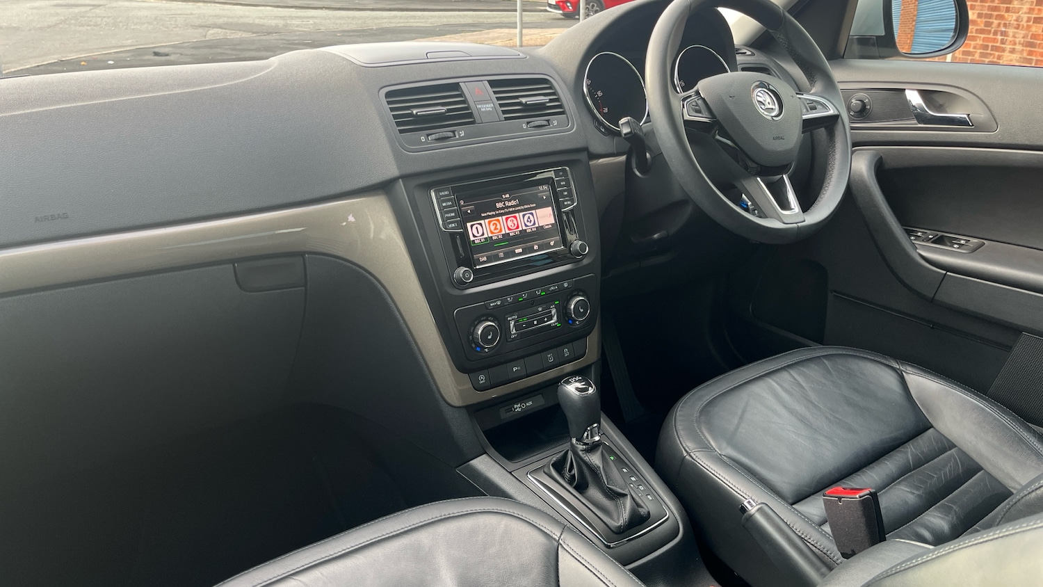 Used Skoda Yeti 2017 for sale - 76366930: Photo 9